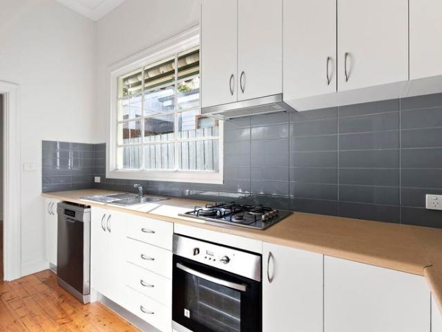 Edwardian charm in leafy Alphington
