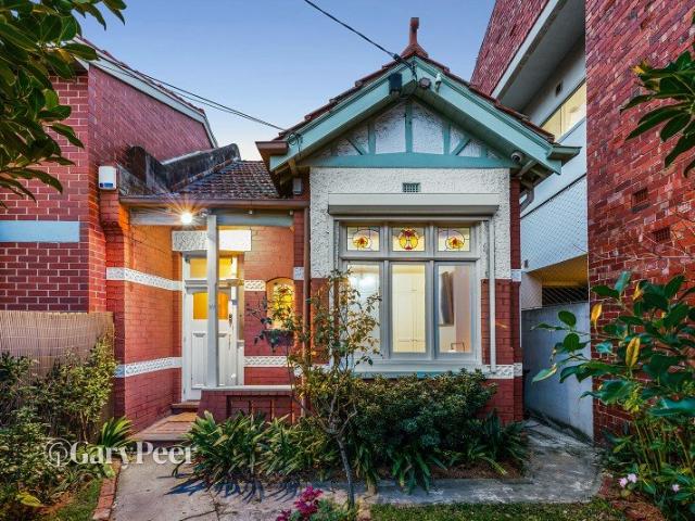 Edwardian charm, modern comfort & an enviable lifestyle