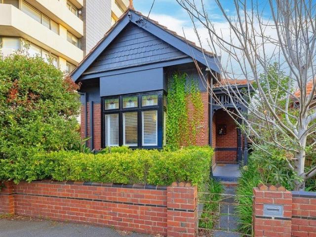 Edwardian Charm with Flexible Family Living