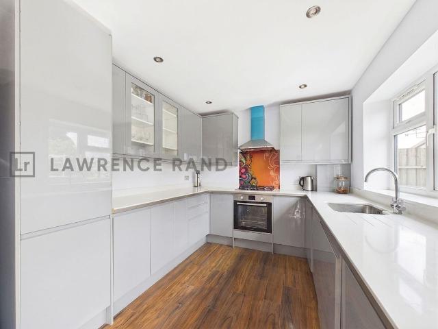 Edwards Avenue, Ruislip HA4, 3 bed property to rent, £1,950 pcm | PrimeLocation