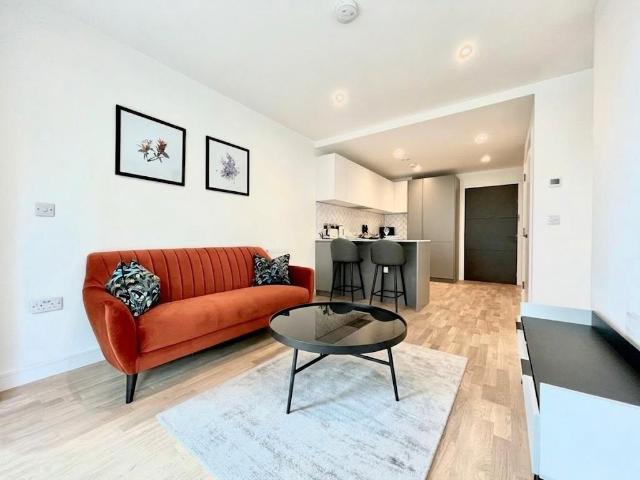 Edwin House, 2 Accolade Avenue, Southall, London UB1, Studio to rent, £1,450 pcm | PrimeLocation
