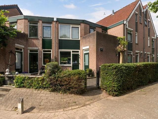 Eem 74, Huizen