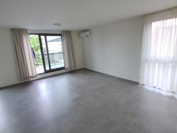 Een mooi afgewerkt appartement op de eerste verdieping met terras en lift