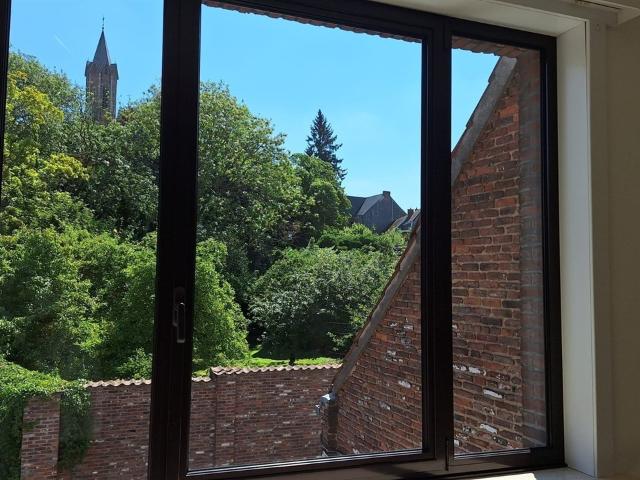 Eén slaapkamerappartement in centrum van Wetteren