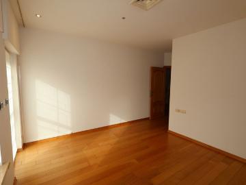 Een ruime gezinswoning met 3 slaapkamers op een perceel van 784m²