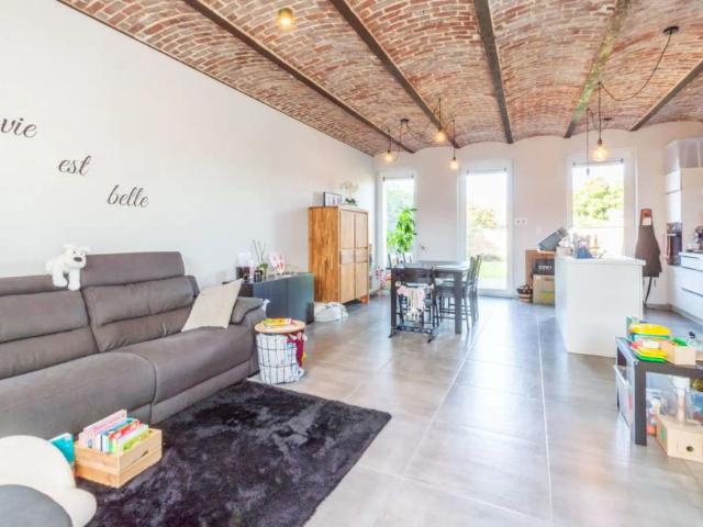 Een zeer aangename, instapklare woning !