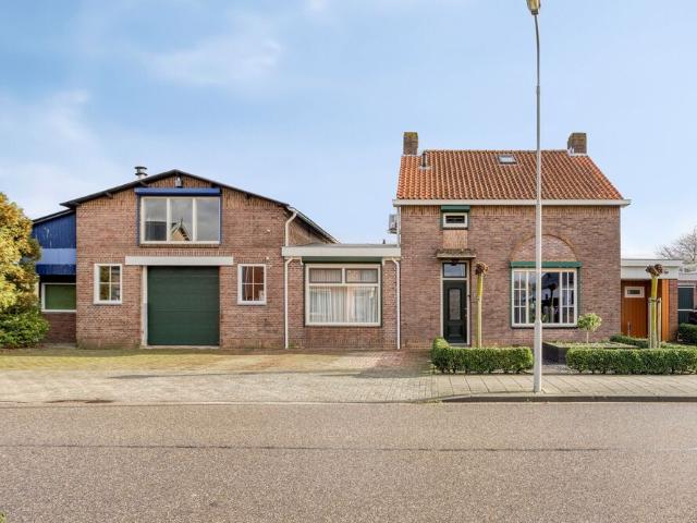 Eengezinswoning, geschakelde woning te huur in Krabbendijke