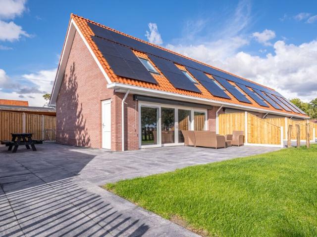 Eengezinswoning, hoekwoning te huur in Serooskerke