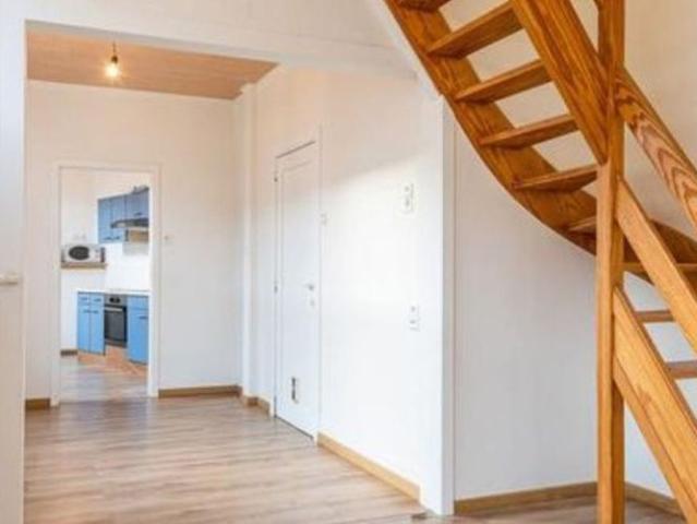 Eengezinswoning te huur in Wetteren voor € 895 met 2 slaapkamers