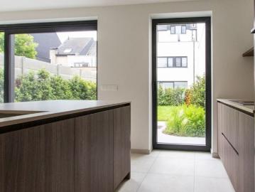 Eengezinswoning te huur in Wijnegem voor € 1.690 met 3 slaapkamers