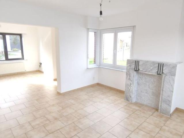 Eengezinswoning te huur in Borchtlombeek voor € 1.050 met 3 slaapkamers