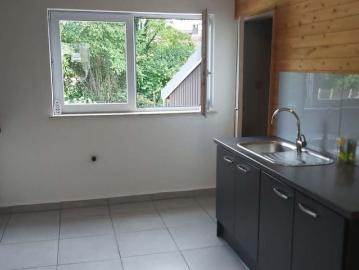 Eengezinswoning te huur in Diepenbeek voor € 830 met 2 slaapkamers