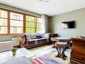 Eengezinswoning te huur in Ganshoren voor € 3.300 met 4 slaapkamers