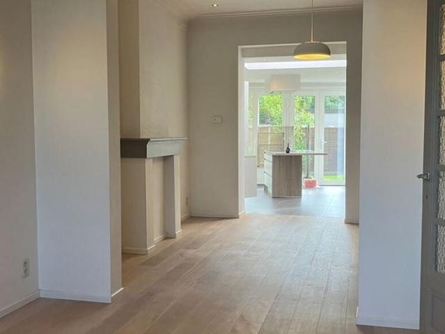 Eengezinswoning te huur in Hasselt voor € 1.350 met 3 slaapkamers