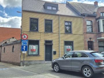 Eengezinswoning te huur in Lede voor € 1.550 met 5 slaapkamers