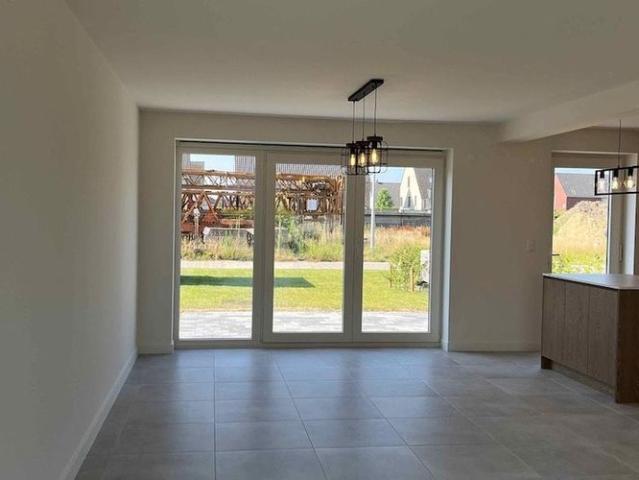 Eengezinswoning te huur in Merksplas voor € 1.400 met 3 slaapkamers
