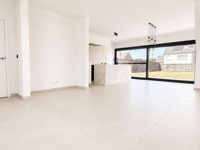 Eengezinswoning te huur in Morkhoven voor € 1.400 met 3 slaapkamers