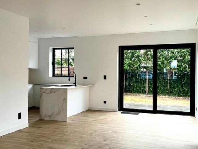 Eengezinswoning te huur in Paal voor € 1.350 met 3 slaapkamers