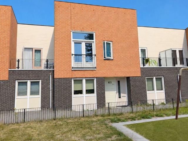 Eengezinswoning, tussenwoning te huur in Nieuw Vennep