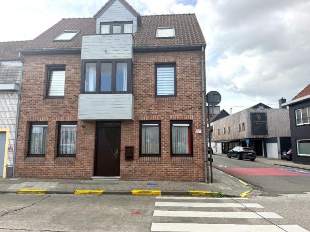Eenslaapkamer appartement met grote garage te huur te Harel