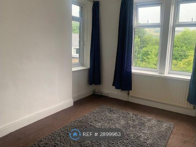 Eelholme View Street, Keighley BD20, 2 bed flat to rent, £685 pcm | PrimeLocation