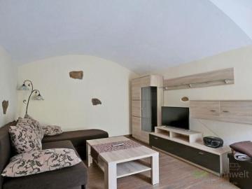 EF0498_M Dresden: Hellerau/Wilschdorf, 2 Zimmer Wohnung mit separatem Hauseingang und Terrasse in einem 3 Seiten Hof