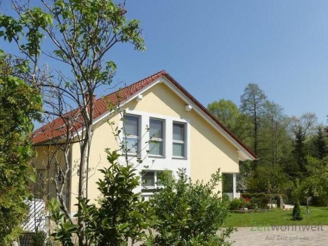 EF0521_M Dresden: Moritzburg, neu möblierte Wohnung in neu gebauten Haus, ruhige Lage, eigener Sitzplatz im Garten