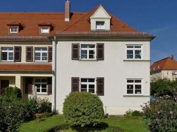 EF0556_M Dresden: Pieschen Nord/Trachenberge, Bezug in neu sanierte und neu möblierte 3 Zimmer Wohnung mit Garten