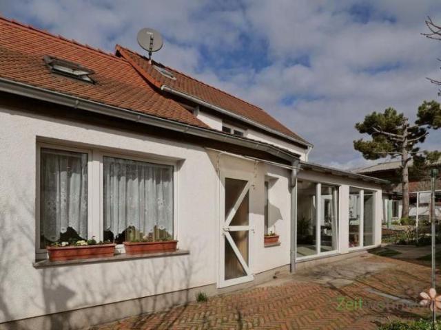 EF0611_M Erfurt: Mittelhausen, große möblierte Haushälfte über 2 Etagen mit Wintergarten, ruhiger Innenhof