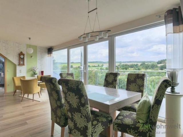 EF1410_M Kassel Landkreis: Naumburg, möbliertes 2 Zimmer Apertment mit Dachterrasse und phantastischer Aussicht