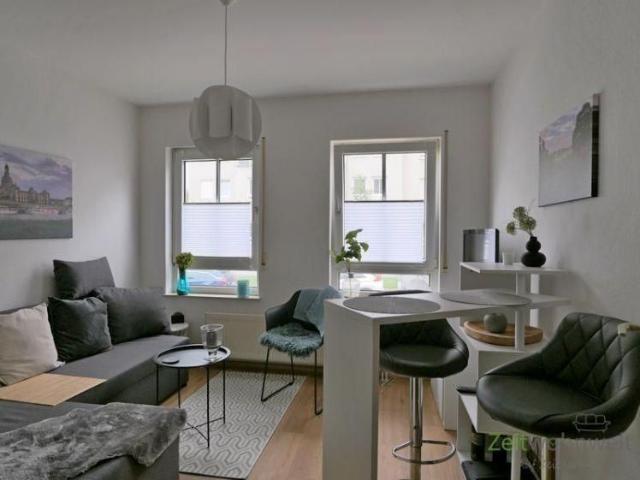 EF1070_M Dresden: Laubegast, preiswertes möbliertes 2 Zimmer Apartment, TG Stellplatz möglich
