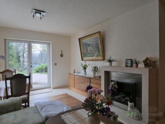 EF1131_M Dresden: Bühlau/Weißer Hirsch, möbliertes Apartment mit Terrasse im Souterrain, Reinigung inklusive