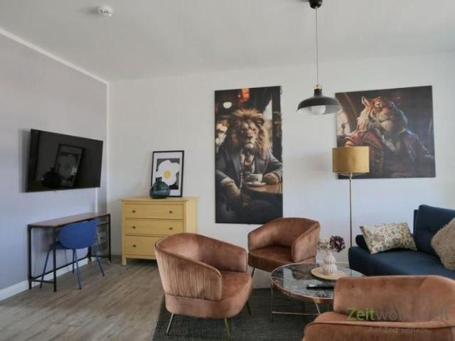 EF1275_M Magdeburg: Irxleben, große möblierte Luxuswohnung mit Aufzug, Balkon und PKW Stellplatz