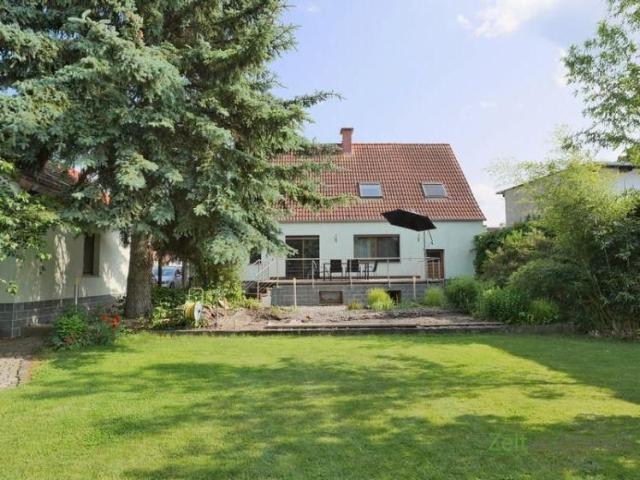 EF1284_M Gotha: Herbsleben, modernes möbliertes Wohnhaus nahe Erfurt/Gotha mit 2x Bädern, Terrasse und Garten