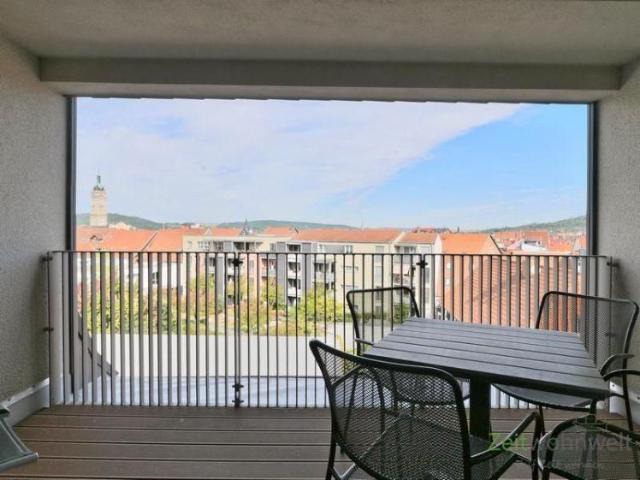 EF1317_M Eisenach: Innenstadt, großzügige möblierte Wohnung mit Balkon, Grundreinigung und PKW Stellplatz inkl