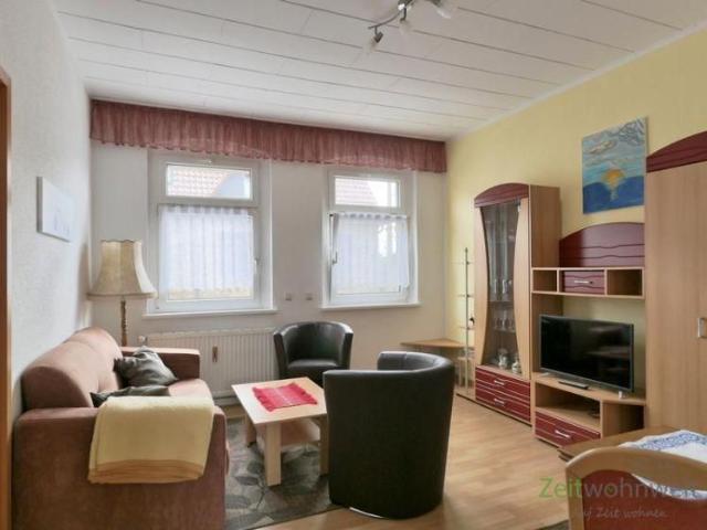 EF1342_M Halle: Kanena Bruckdorf, preiswerte möblierte Wohnung mit Terrasse, ruhige Seitenstraße, WLAN inkl