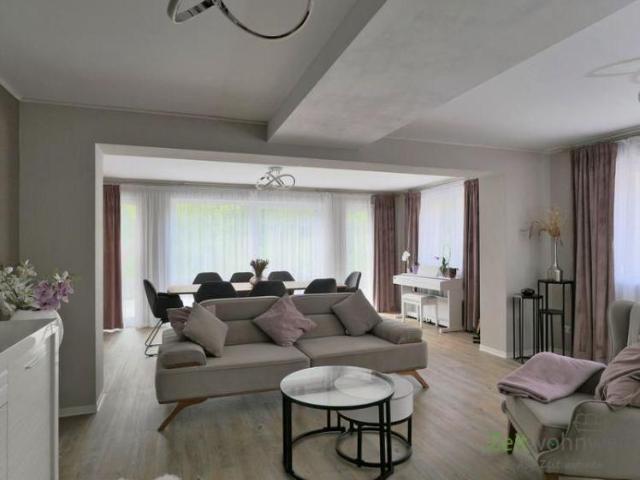 EF1387_M Jena: Bürgel, möbliertes Wohnhaus mit Balkon und Terrasse im OT Poxdorf, Grundreinigung inklusive