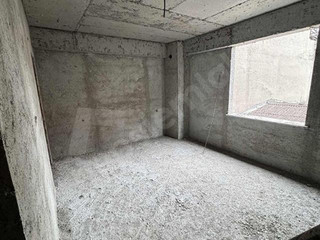 EFOR ÇOKTAN BAĞCILAR BARBOROS MAHALESİNDE SATILIK 3+1 DAİRE