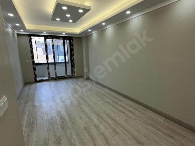 EFOR ÇOK'TAN HALKALIDA 0 OTURUMA HAZIR 2+1 SATILIK DAİRE