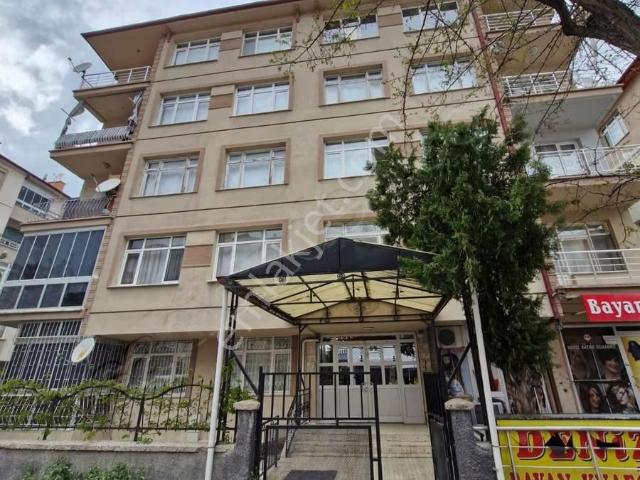 Efdal Yatırımdan Işıklar Mah. Satılık 2+1 Sonkat Bakımlı Daire