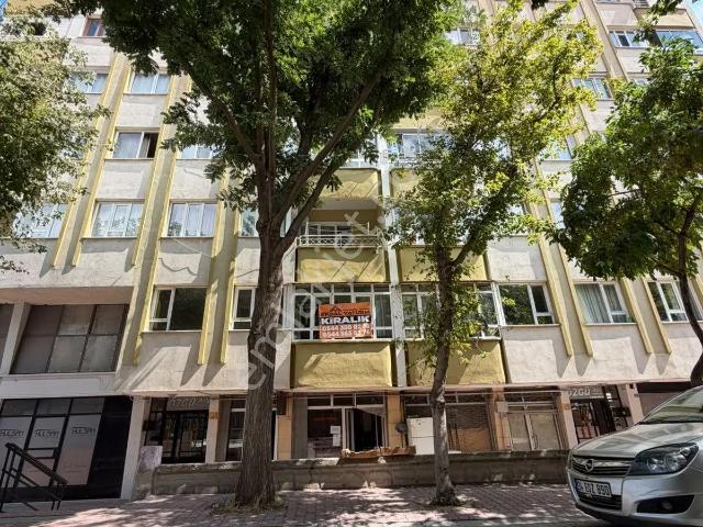 Efdal Yatırımdan Selçuklu Fatih Mah. Kiralık Arakat Daire