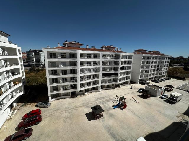 Efdal Yatırımdan Tramvay Duragı Karşısı Sıfır Yapı Kiralık Daire