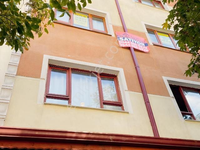 Efdal'den Sarıyakup'da Eminevime Uygun Yenilenmiş Daire