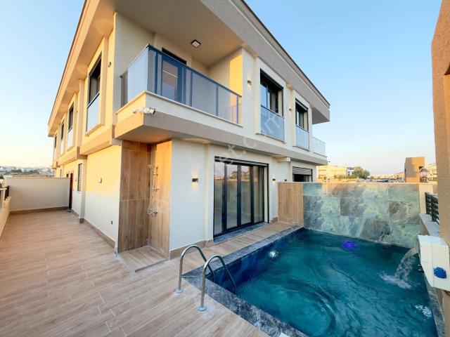 Efelerde Muhteşem Full Eşyalı Villa