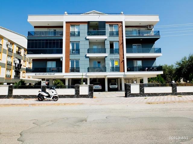 EFENDİ MAHALLESİ GENİŞ CADDE ÜZERİ 100 M2 2+1 SIFIR DAİRE