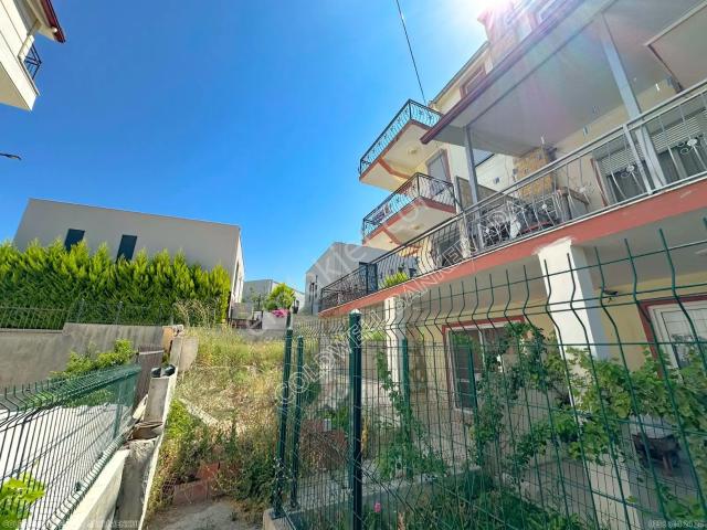 Efes 2 3 Evleri Nde Eşyasız Kiralık 3+1 Triplex Villa