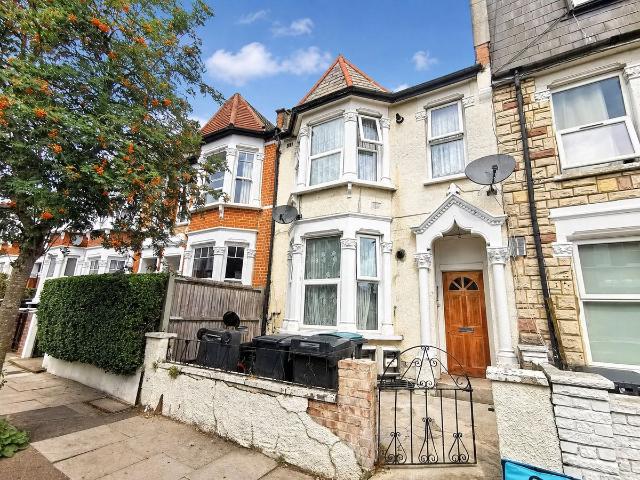 Effingham Road, Turnpike Lane, London N8, Studio to rent, £1,150 pcm | PrimeLocation