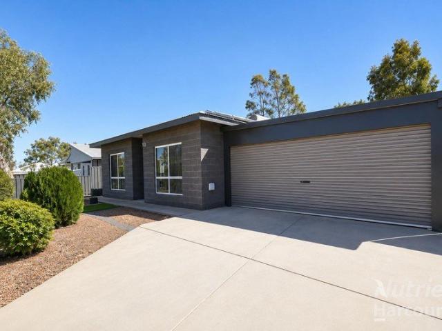 Effortless Modern Living