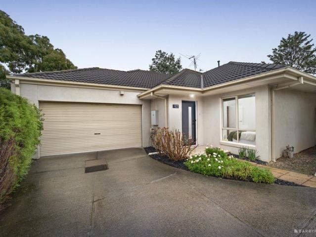 Effortless Modern Living in a Coveted Lifestyle Location