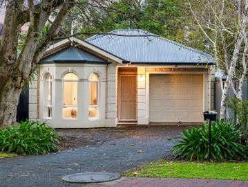 Effortless Modern Living in a Peaceful Parkside Setting